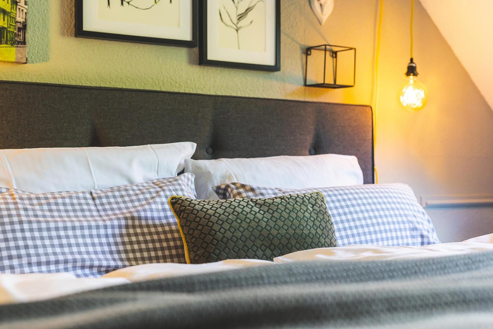 Boutique Hotel Landhauszeit 巴特明斯特艾弗尔 外观 照片